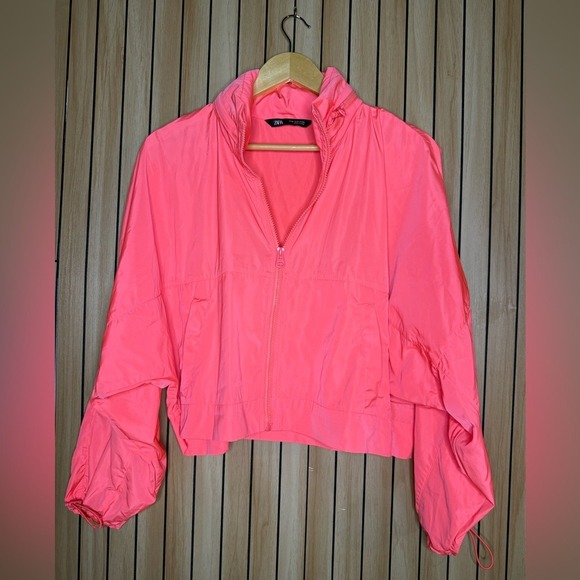 Zara Cropped Wind Breaker w/hoodie small - Picture 2 of 10